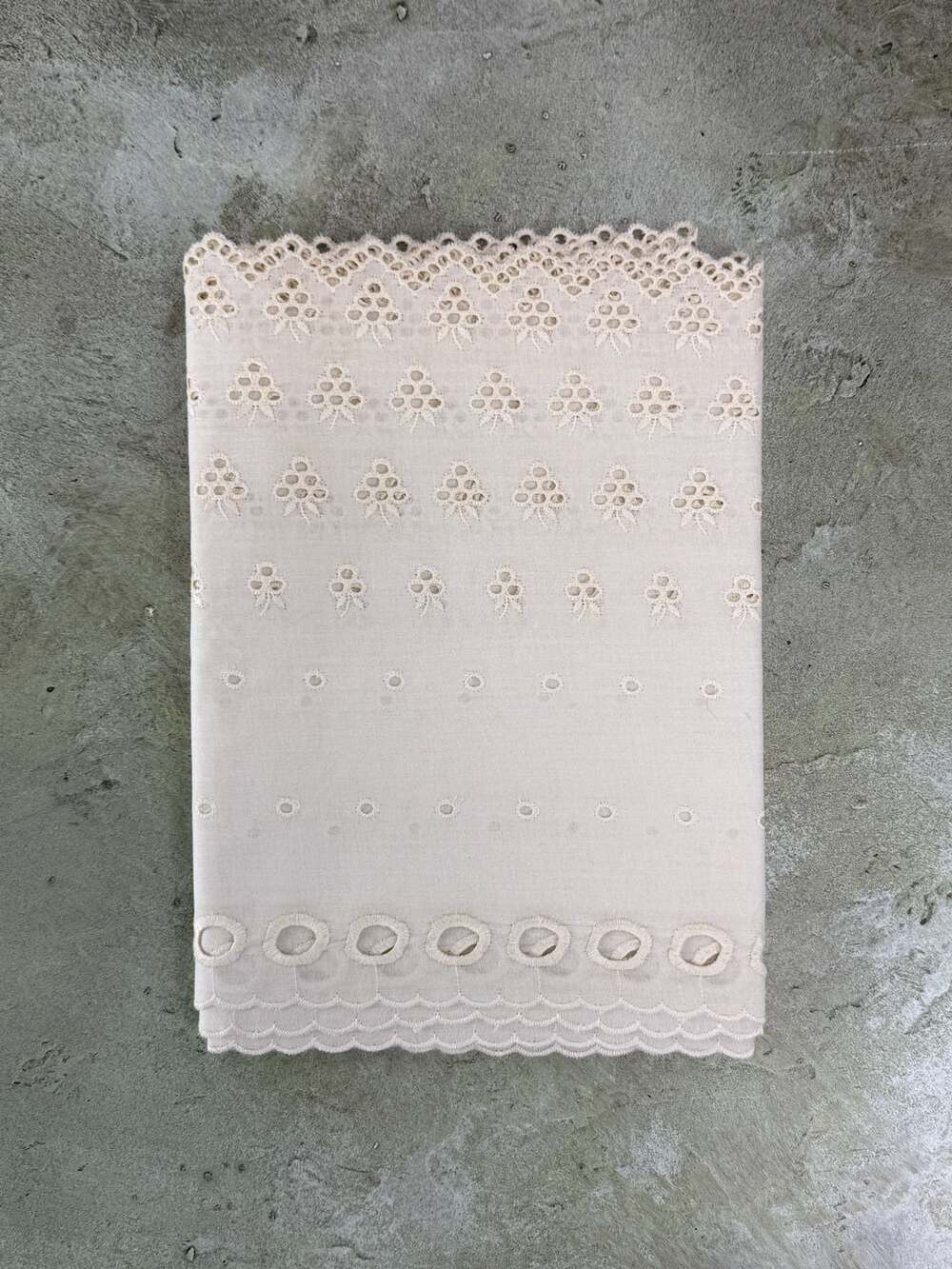 Cream Cotton Eyelet Lace Trim Scalloped Border Floral Embroidery - 3.25 yards